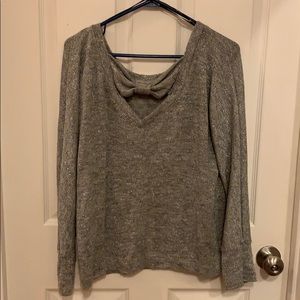 Forever 21 Sweaters - Sweater with bow back Forever 21 Sweaters - Sweater with bow back